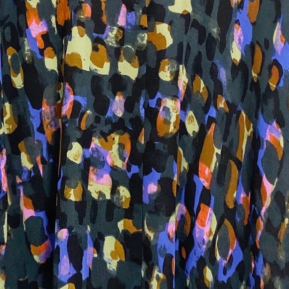 Cabi 3143 Sabine Watercolor Sheer Blouse Medium EUC - Picture 5 of 6